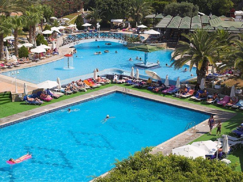 Aloe Hotel Paphos Extérieur photo