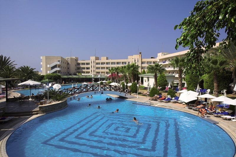Aloe Hotel Paphos Extérieur photo