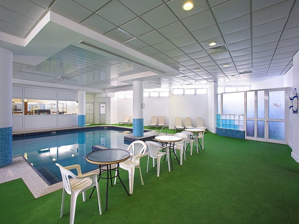 Aloe Hotel Paphos Extérieur photo